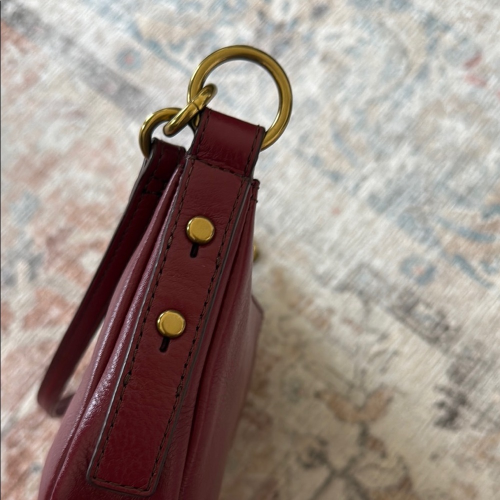 Fossil Red Leather Small Crossbody Bag with Gold Hardware - Picture 5 of 12